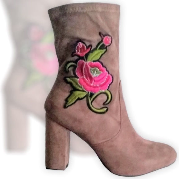 🛑BOGO 🆕Camel Floral Embroidered Detailed High Ankle Boot - Picture 6 of 11